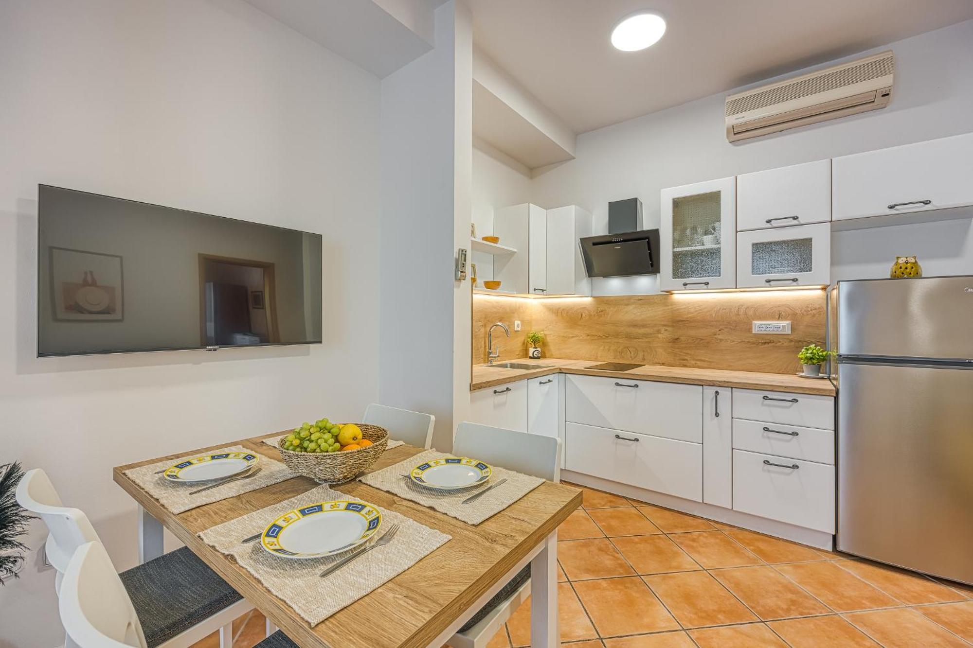 Casa Mareva Ξενοδοχείο Πόρετς Δωμάτιο φωτογραφία